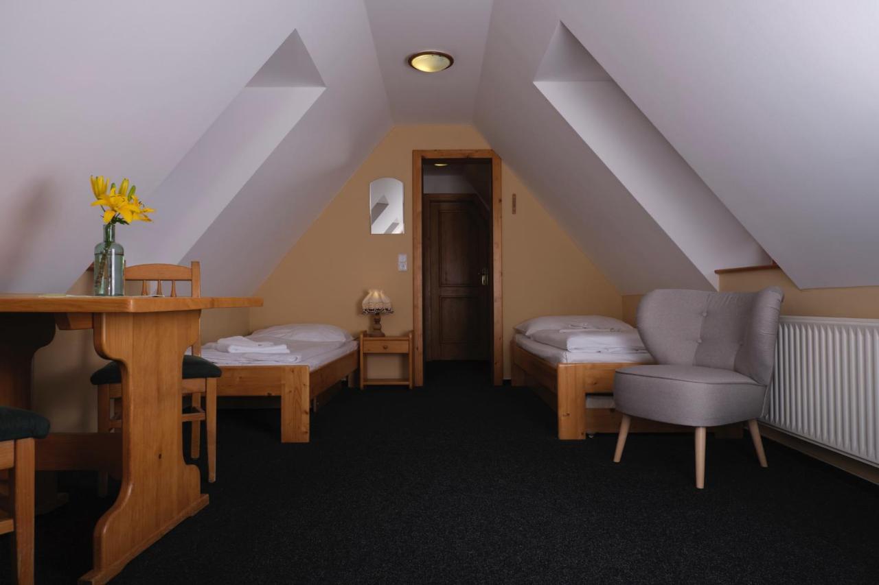 Penzion U Studeneho Potoka Nove Hute Exteriör bild
