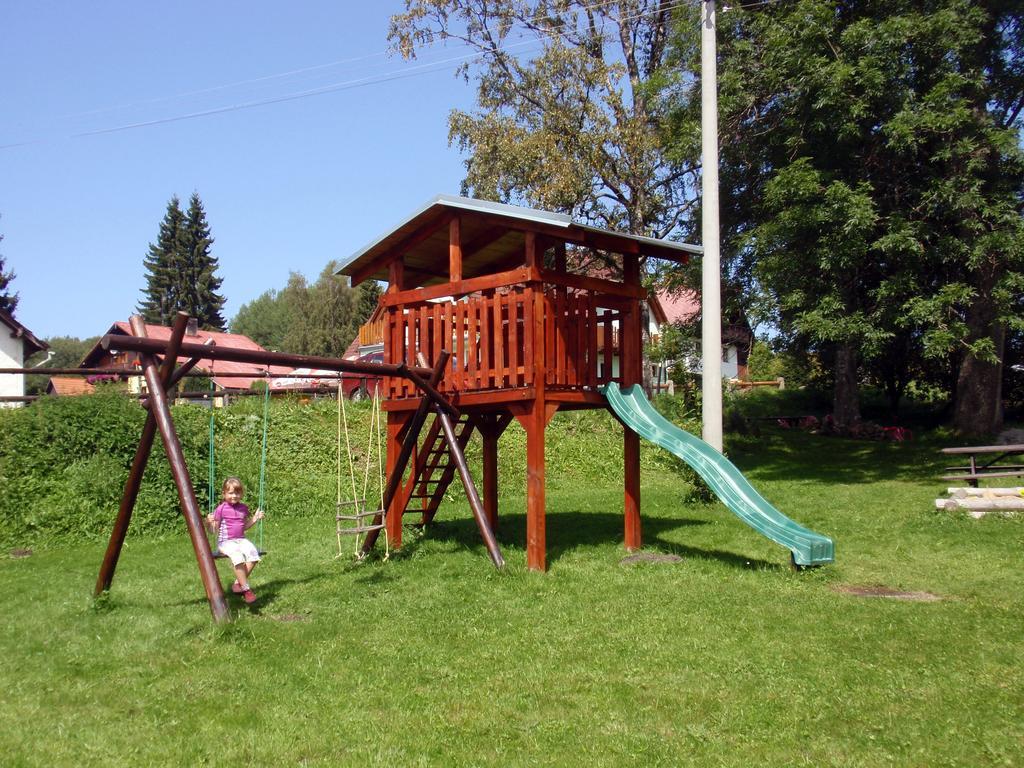 Penzion U Studeneho Potoka Nove Hute Exteriör bild